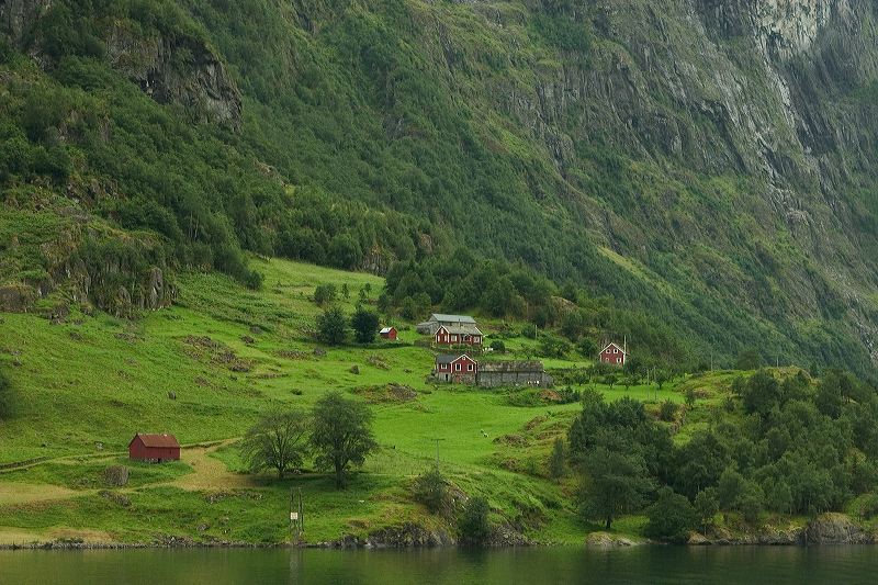 fjord_6062.jpg